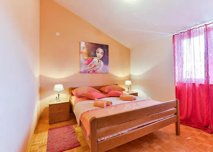 Lägenhet Family-friendly With Swimming Pool - 18098 Zadar